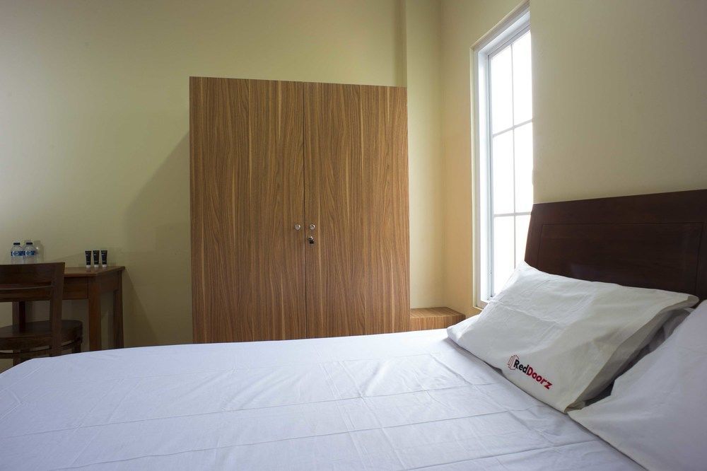 Reddoorz @ Kwitang Otel Cakarta Dış mekan fotoğraf
