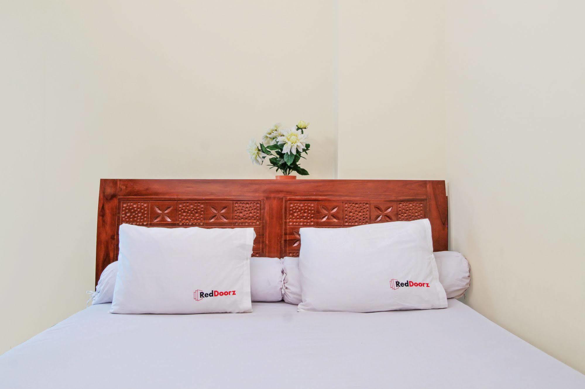 Reddoorz @ Kwitang Otel Cakarta Dış mekan fotoğraf